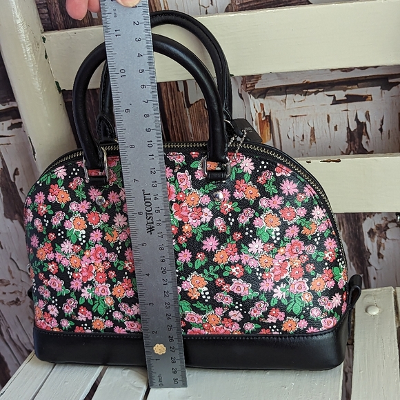 Coach Sierra handbag New and wallet set. - Picture 5 of 16